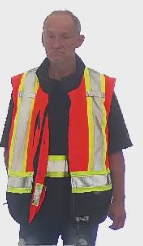 Photo of male suspect